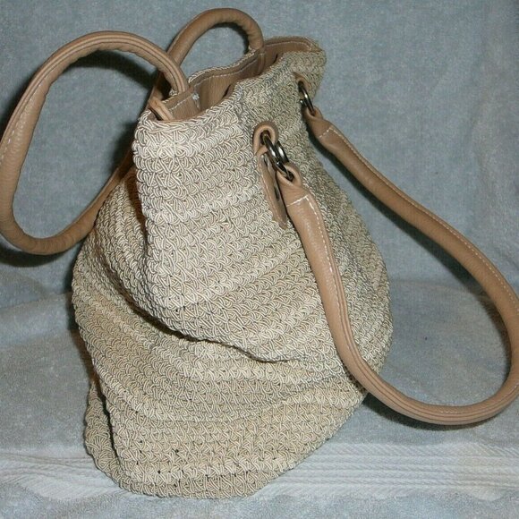 Large Woven Cream Purse Slouch Tote Bag with Matching Wristlet Faux Leather Trim - Picture 3 of 6